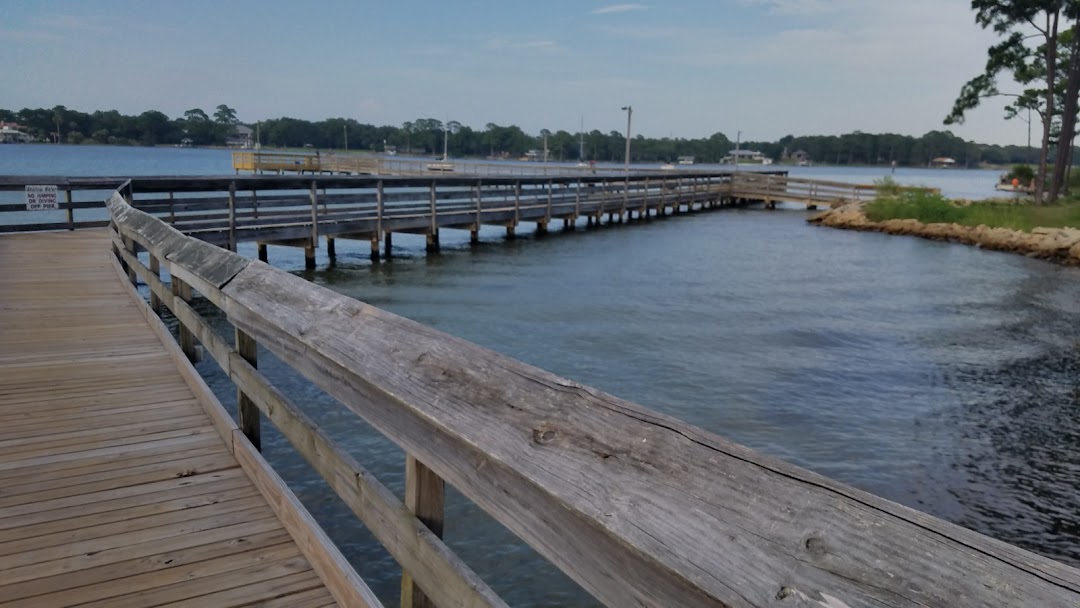 Mattie Kelly Park Natural Walk in Destin Florida