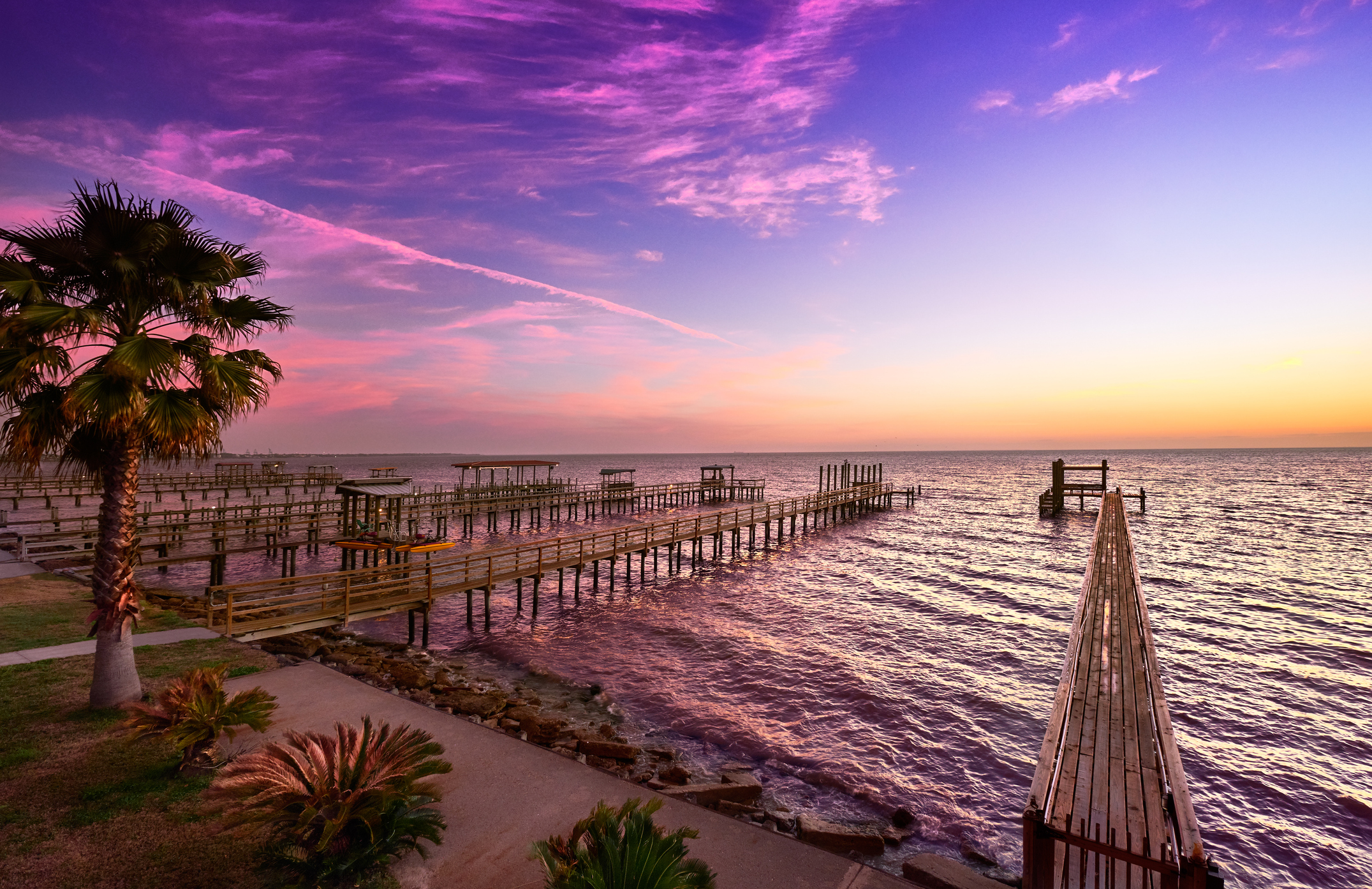 Vacation Rental Sunrise View over Galveston Bay Texas